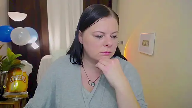 Snapshot of BritneyRaine chatting on 21, 9, 2025 BritneyRaine online show from 21, 9, 2025