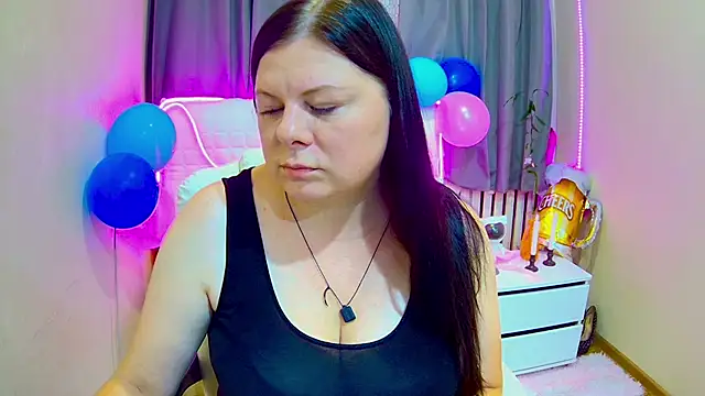 Snapshot of BritneyRaine chatting on 22, 9, 2025 BritneyRaine online show from 22, 9, 2025