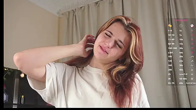 Snapshot of Sofia_Tetsu chatting on 26, 10, 2025 Sofia Tetsu online show from 26, 10, 2025