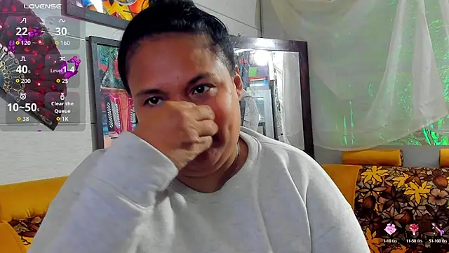 Girl luna  online show from 11, 10, 2025