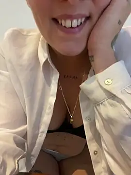 Snapshot of anonyme_hot47 chatting on 14, 10, 2025 anonyme hot47 online show from 14, 10, 2025