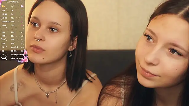 Snapshot of GabrielleLynchard chatting on 18, 10, 2025 GabrielleLynchard online show from 18, 10, 2025