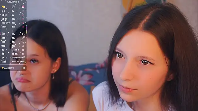 Snapshot of GabrielleLynchard chatting on 24, 10, 2025 GabrielleLynchard online show from 24, 10, 2025