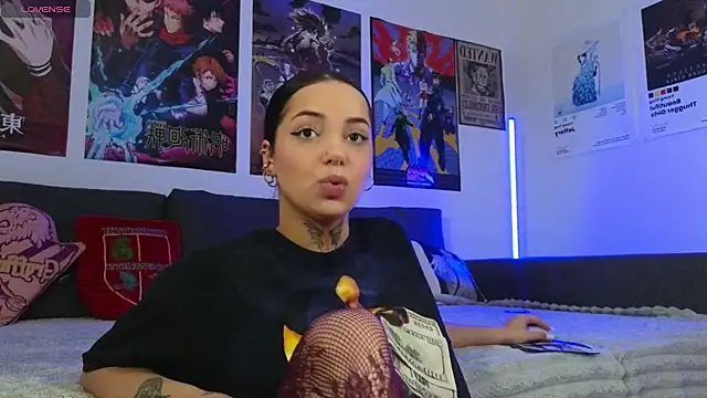 Snapshot of KiraQuinn1 chatting on 29, 9, 2025 KiraQuinn1 online show from 29, 9, 2025