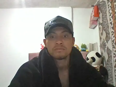 Snapshot of SANTANTIHOTT chatting on 15, 9, 2025 SANTANTIHOTT online show from 15, 9, 2025