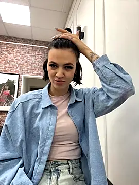 Snapshot of EmmaStarkk chatting on 23, 9, 2025 EmmaStarkk online show from 23, 9, 2025