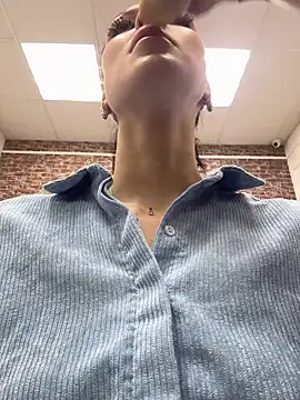 Snapshot of EmmaStarkk chatting on 12, 10, 2025 EmmaStarkk online show from 12, 10, 2025