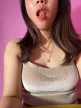 Snapshot of Moon_pusy chatting on 15, 9, 2025 Moon pusy online show from 15, 9, 2025