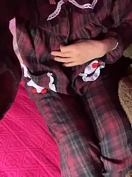 Moon pusy online show from 16, 12, 2025