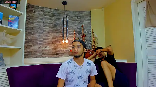 Snapshot of Juicy_Creww chatting on 21, 9, 2025 Juicy Creww online show from 21, 9, 2025