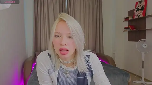 MistyMayers online show from 2, 10, 2025