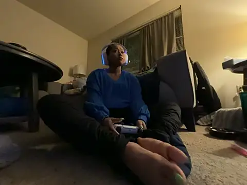 Snapshot of GoddessFatPuss chatting on 18, 9, 2025 GoddessFatPuss online show from 18, 9, 2025