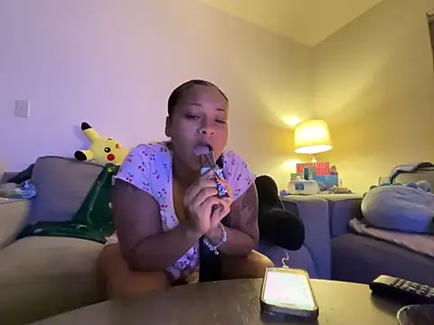 Snapshot of GoddessFatPuss chatting on 3, 10, 2025 GoddessFatPuss online show from 3, 10, 2025