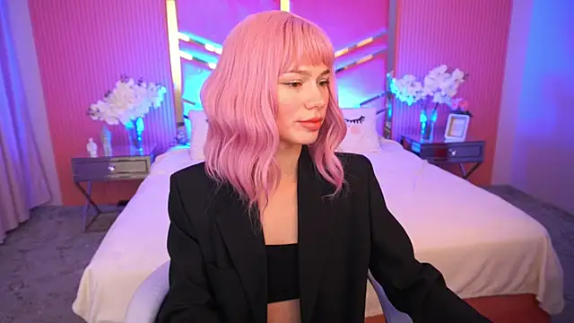 Snapshot of ShyySiren chatting on 19, 9, 2025 ShyySiren online show from 19, 9, 2025