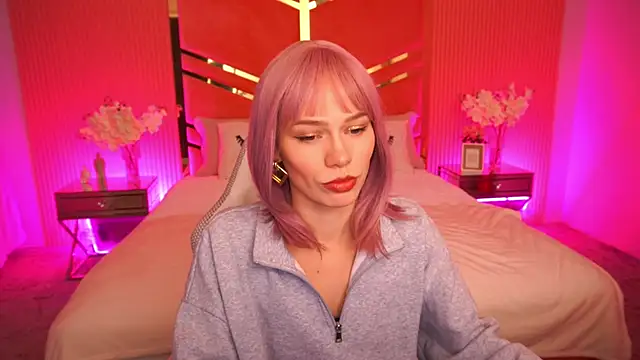 Snapshot of ShyySiren chatting on 5, 10, 2025 ShyySiren online show from 5, 10, 2025