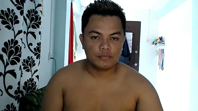 Snapshot of Gayasianzowe chatting on 30, 9, 2025 Gayasianzowe online show from 30, 9, 2025