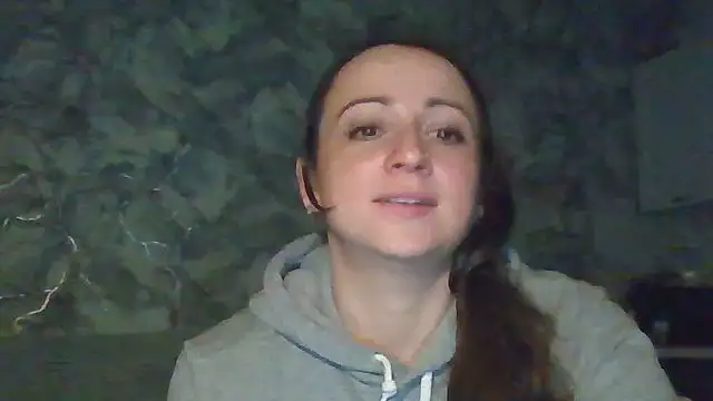 Snapshot of Avylith chatting on 23, 9, 2025 Avylith online show from 23, 9, 2025