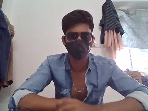 Snapshot of vikranthLong chatting on 24, 9, 2025 vikranthLong online show from 24, 9, 2025