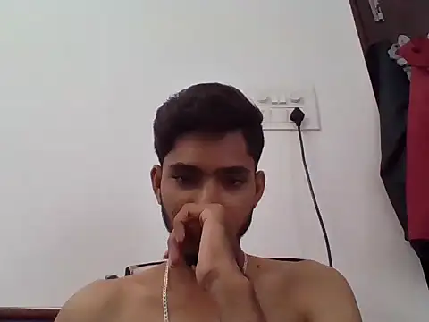 Snapshot of vikranthLong chatting on 15, 10, 2025 vikranthLong online show from 15, 10, 2025