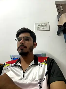 Snapshot of vikranthLong chatting on 24, 10, 2025 vikranthLong online show from 24, 10, 2025