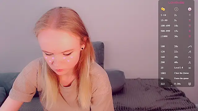 Snapshot of AliceNya_cute chatting on 7, 5, 2026 AliceNya cute online show from 7, 5, 2026