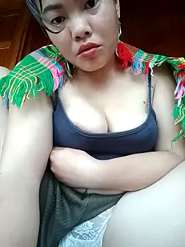 Snapshot of emilyzz chatting on 3, 10, 2025 emilyzz online show from 3, 10, 2025