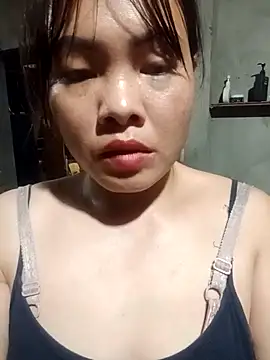 Snapshot of emilyzz chatting on 4, 10, 2025 emilyzz online show from 4, 10, 2025