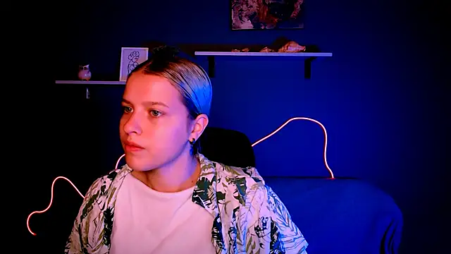 Snapshot of kaela_spell_ chatting on 12, 10, 2025 kaela spell online show from 12, 10, 2025