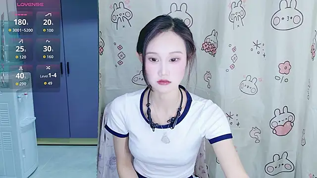 Snapshot of schoolgirl-nurse chatting on 13, 10, 2025 schoolgirl-nurse online show from 13, 10, 2025