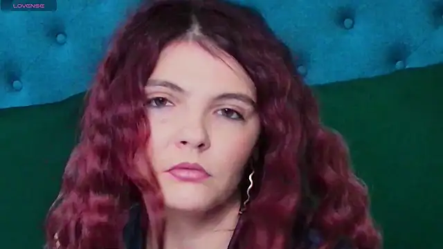 Snapshot of DesireeKeys chatting on 31, 10, 2025 DesireeKeys online show from 31, 10, 2025