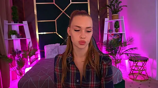 Snapshot of SweetAngellic chatting on 21, 9, 2025 SweetAngellic online show from 21, 9, 2025