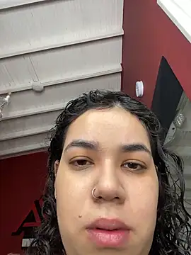 Snapshot of krisstenSantos chatting on 22, 10, 2025 krisstenSantos online show from 22, 10, 2025