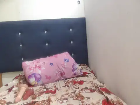 Snapshot of bemymasterlovers chatting on 8, 10, 2025 bemymasterlovers online show from 8, 10, 2025