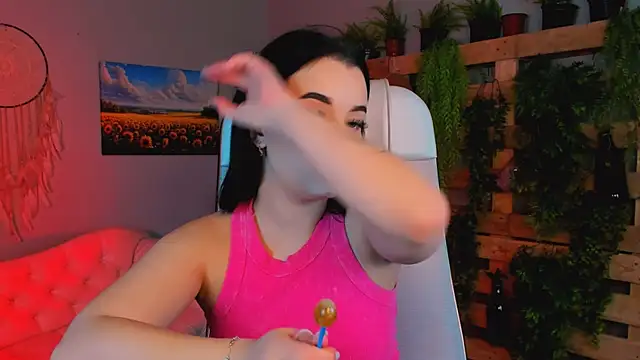 leslierowe  online show from 25, 9, 2025