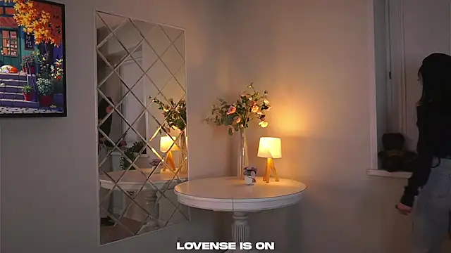 DarcyAspacio online show from 8, 10, 2025