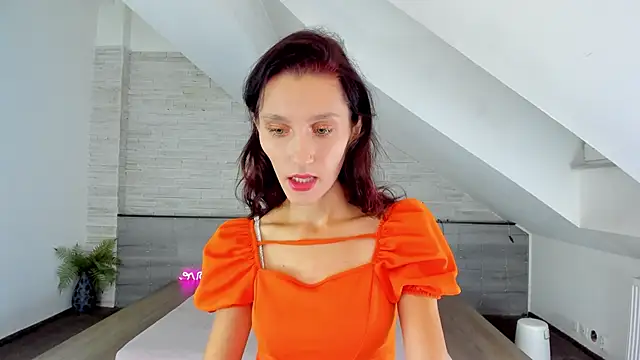 Snapshot of skinnystar_ chatting on 15, 10, 2025 skinnystar online show from 15, 10, 2025