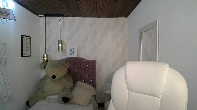 alllyson  online show from 20, 12, 2025