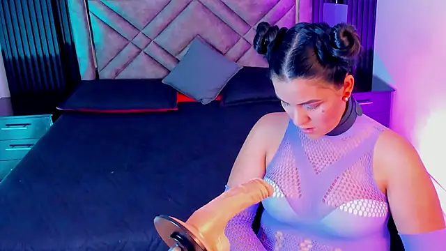 Daniwhatson online show from 10, 10, 2025