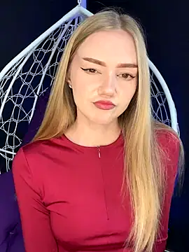 Snapshot of MilaMoone chatting on 26, 9, 2025 MilaMoone online show from 26, 9, 2025