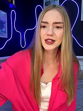 Snapshot of MilaMoone chatting on 23, 10, 2025 MilaMoone online show from 23, 10, 2025