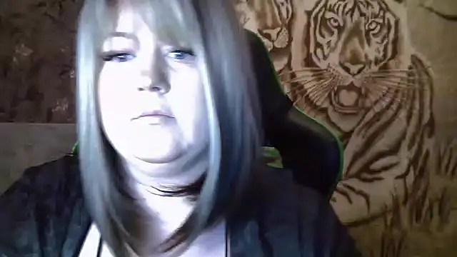 Snapshot of YuliiaSan chatting on 1, 10, 2025 YuliiaSan online show from 1, 10, 2025