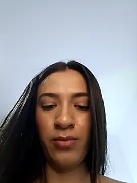 MiQeilaSweet online show from 2, 12, 2025