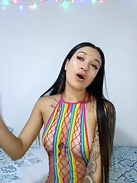 Snapshot of MiQeilaSweet chatting on 13, 2, 2026 MiQeilaSweet online show from 13, 2, 2026