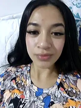 Snapshot of MiQeilaSweet chatting on 11, 4, 2026 MiQeilaSweet online show from 11, 4, 2026