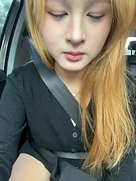 Snapshot of yuki_june chatting on 25, 10, 2025 yuki june online show from 25, 10, 2025