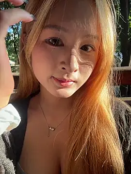 Snapshot of yuki_june chatting on 27, 10, 2025 yuki june online show from 27, 10, 2025