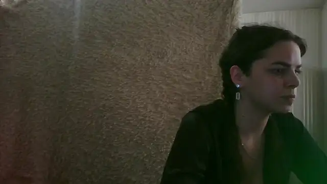Snapshot of EthelsLover chatting on 16, 4, 2026 EthelsLover online show from 16, 4, 2026