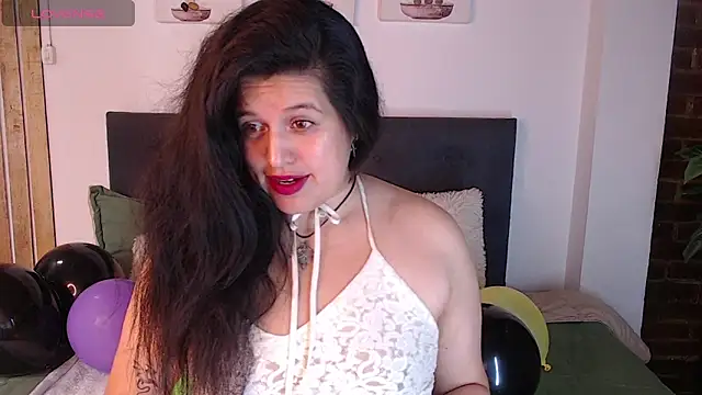 Snapshot of Andrea_secret_ chatting on 21, 11, 2025 Andrea secret online show from 21, 11, 2025