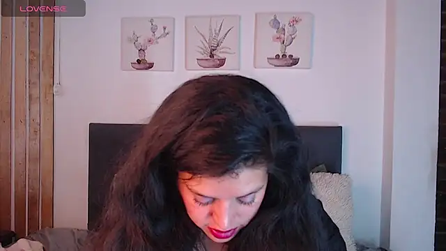 Snapshot of Andrea_secret_ chatting on 24, 11, 2025 Andrea secret online show from 24, 11, 2025