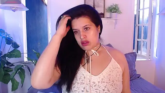 Snapshot of Andrea_secret_ chatting on 22, 12, 2025 Andrea secret online show from 22, 12, 2025